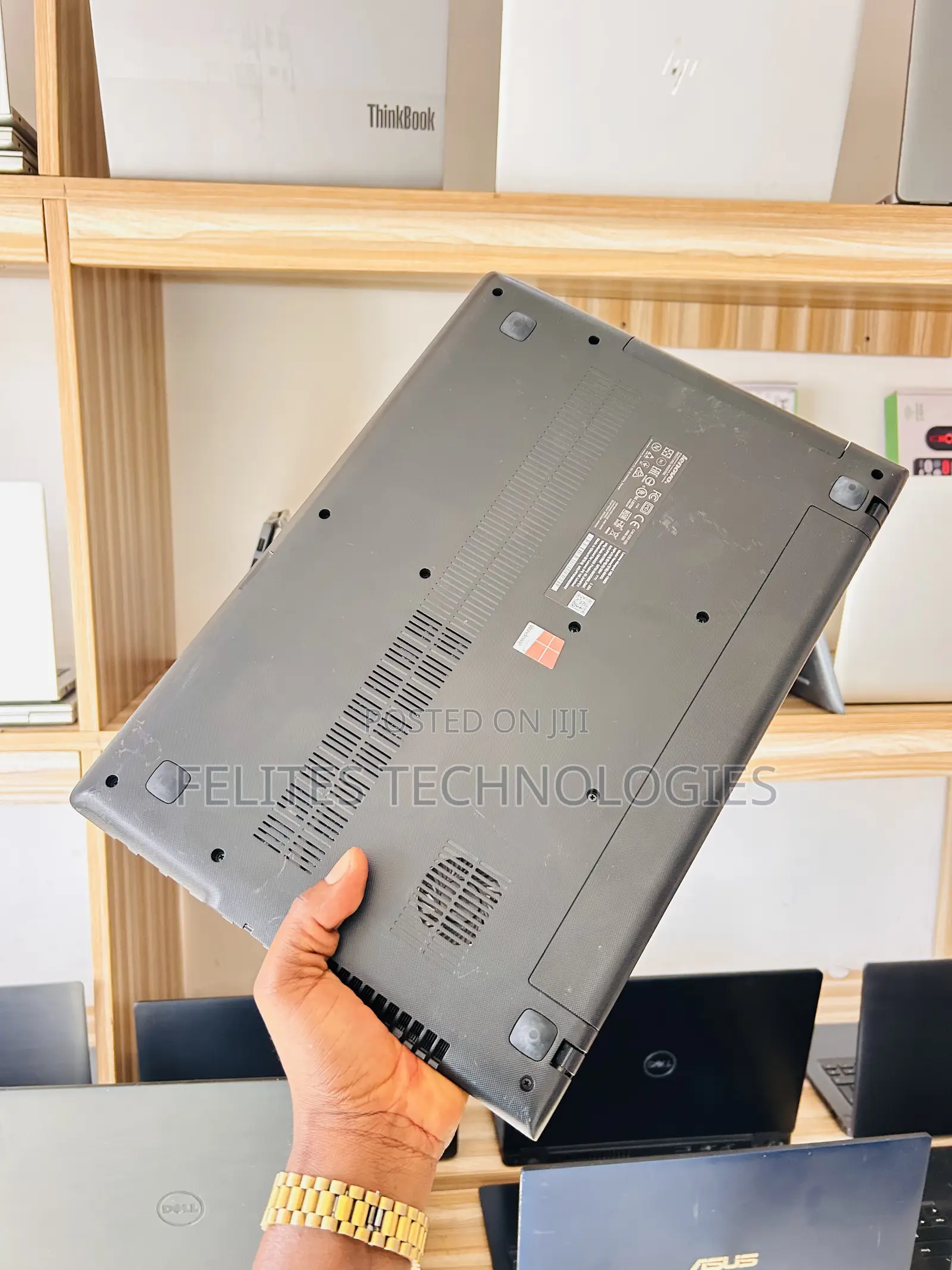 Laptop Lenovo IdeaPad 100 8GB Intel Core i5 HDD 1T