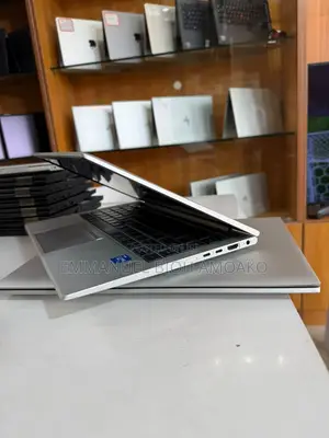Laptop HP EliteBook 840 G7 16GB Intel Core i7 HDD+SSD 512GB