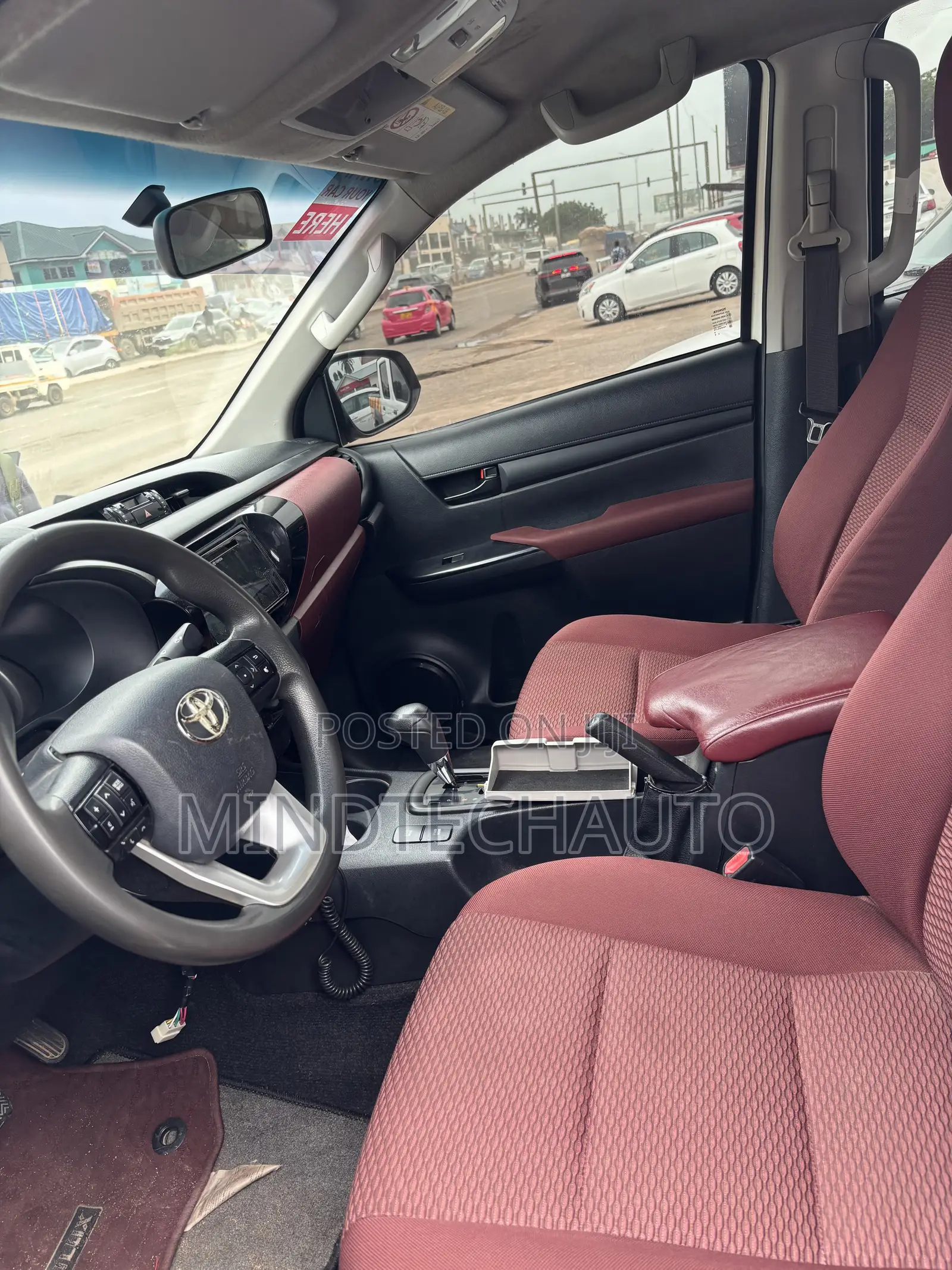 Toyota Hilux Revo Smart Cab Petrol 2.7 RWD 2020 White