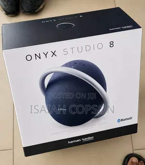 Harman Kardon Onyx Studio 8