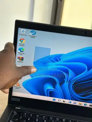 New Laptop Lenovo ThinkPad T490s 8GB Intel Core i5 SSD 256GB