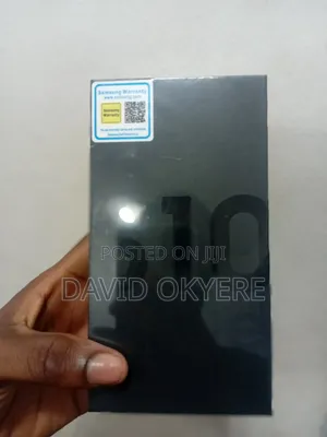 New Samsung Galaxy S10e 128 GB Black