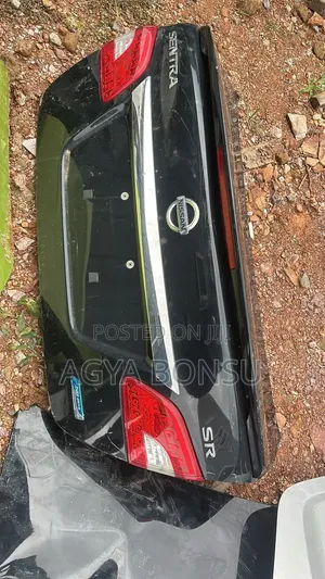 2013 2014 2015 Nissan Sentra Boot Trunk and Doors