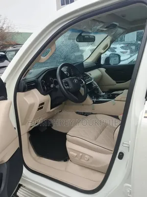 Toyota Land Cruiser 2022 White