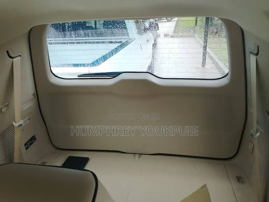 Toyota Land Cruiser 2022 White