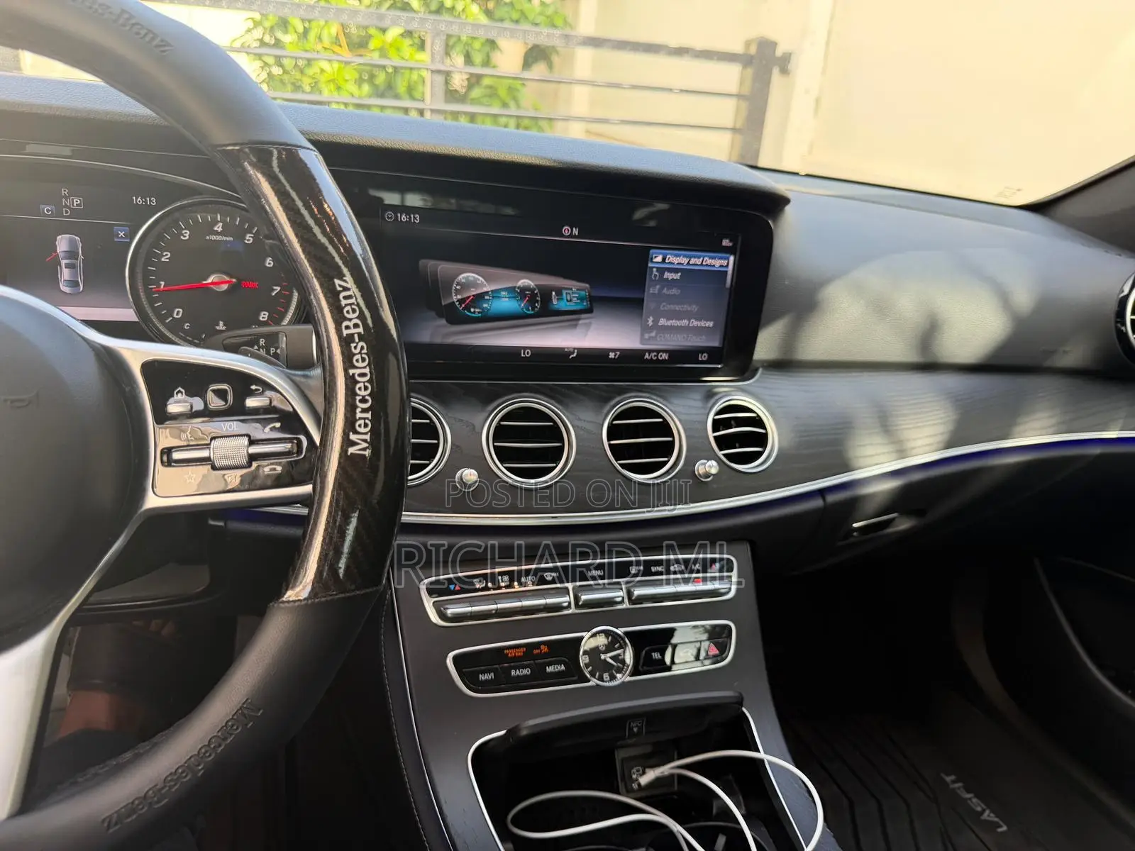 Mercedes-Benz E300 2019 Silver