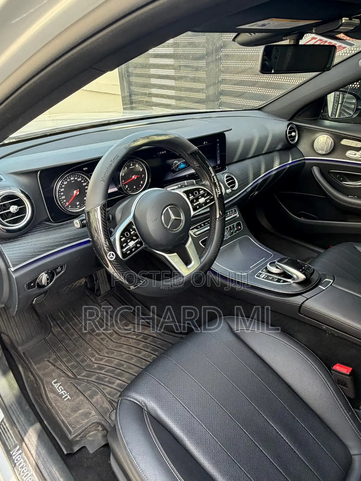 Mercedes-Benz E300 2019 Silver