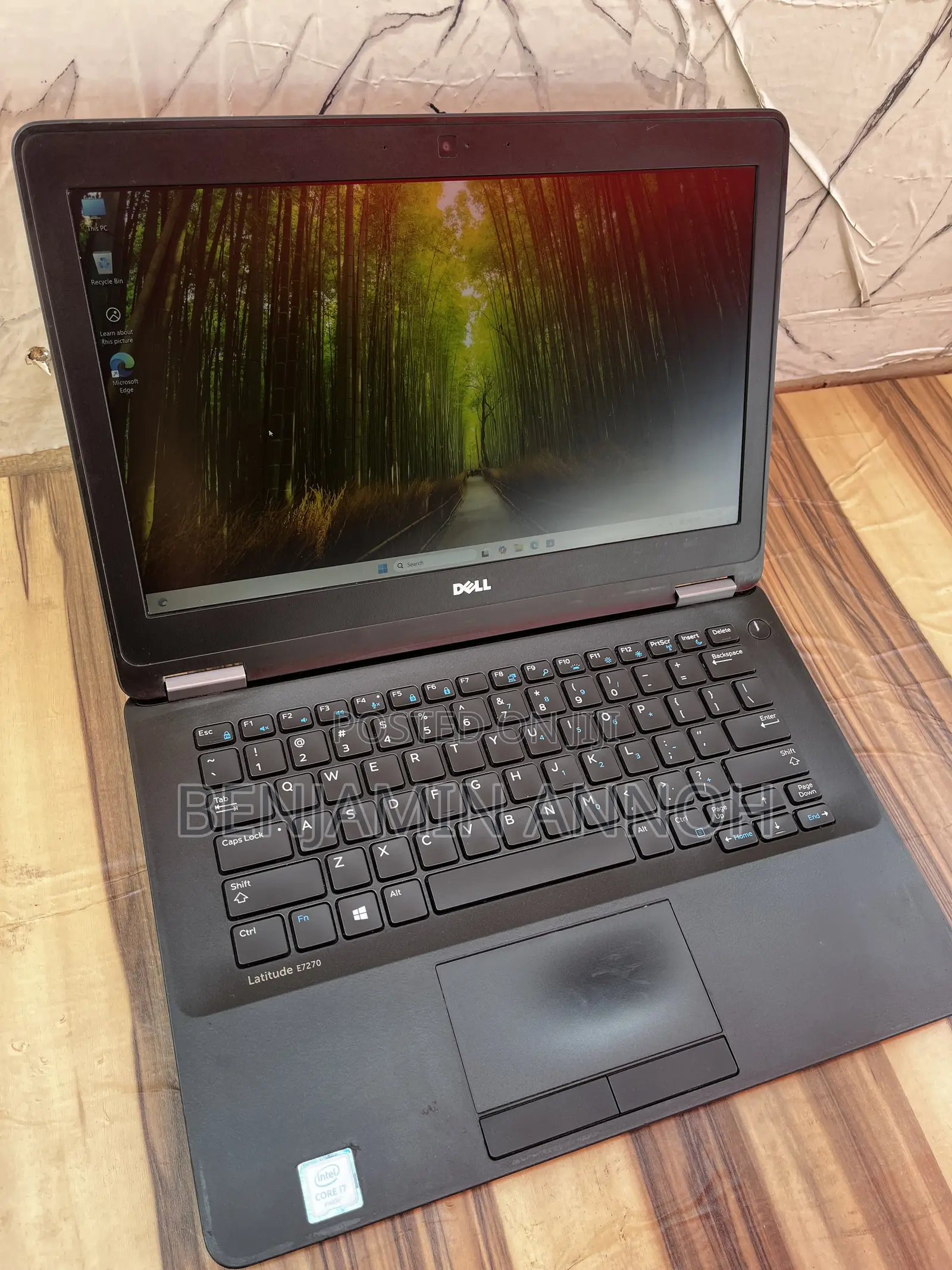 Laptop Dell Latitude 12 E7270 8GB Intel Core i7 SSD 256GB