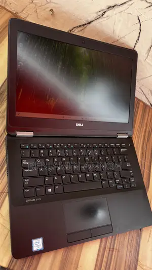 Laptop Dell Latitude 12 E7270 8GB Intel Core i7 SSD 256GB