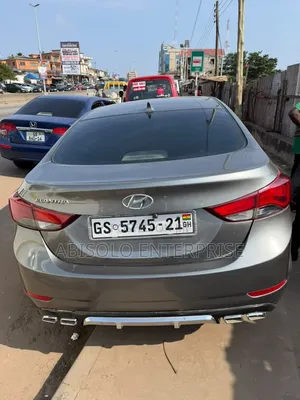 Hyundai Elantra 2015 Silver