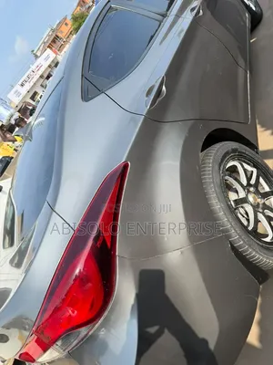 Hyundai Elantra 2015 Silver