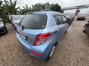 Toyota Vitz 2013 Blue
