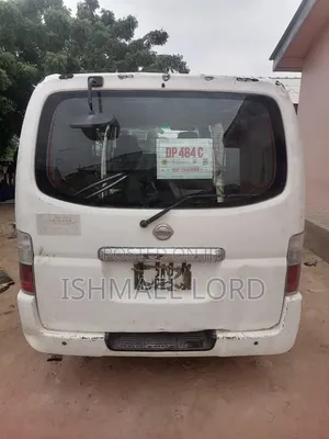 Nissan Caravan (Urvan) 2014 White