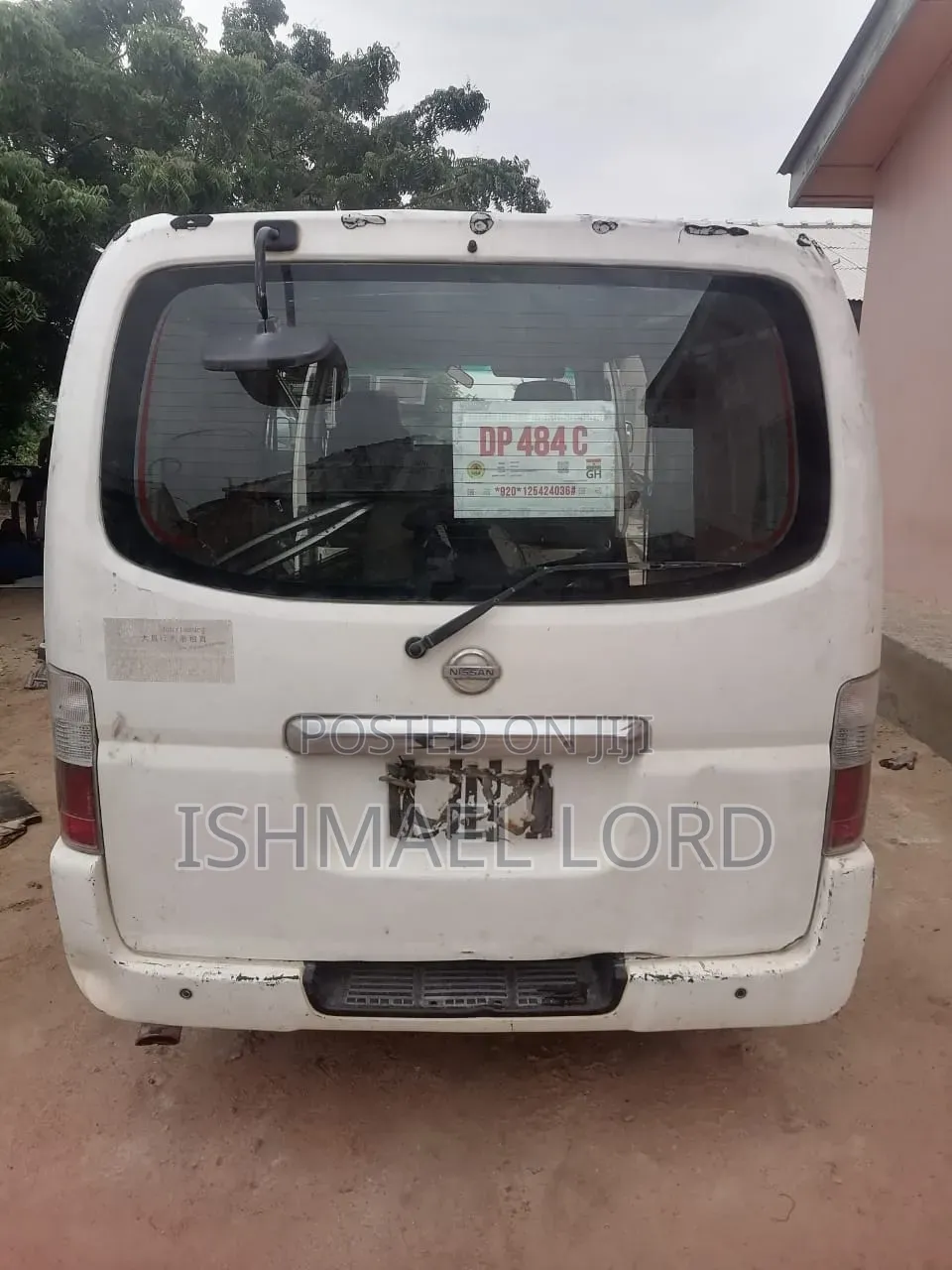 Nissan Caravan (Urvan) 2014 White