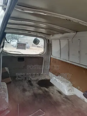 Nissan Caravan (Urvan) 2014 White