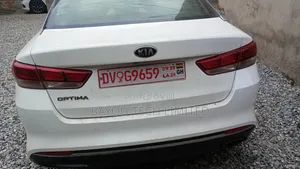 Kia Optima S 2019 White