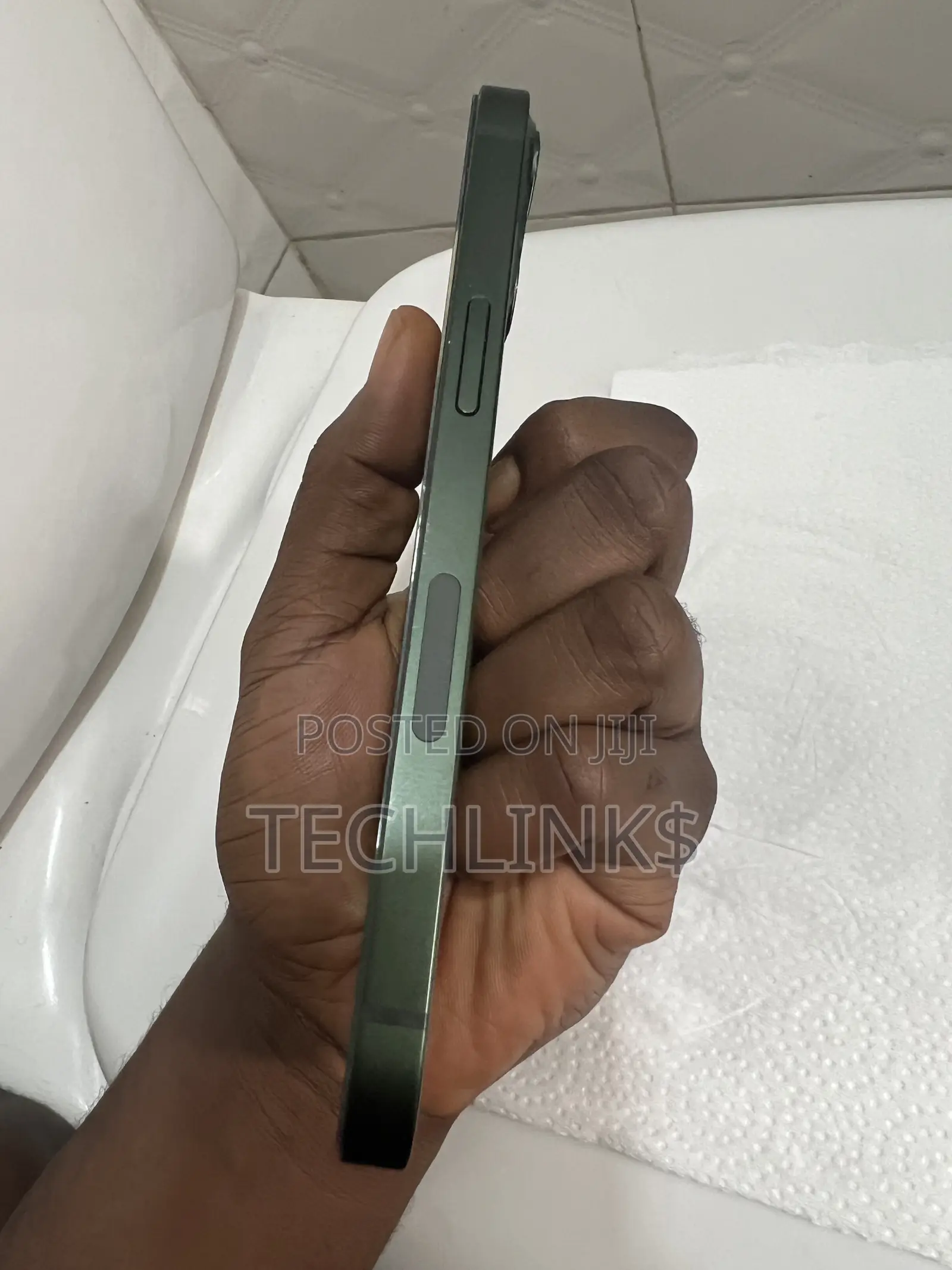 Apple iPhone 13 128 GB Green