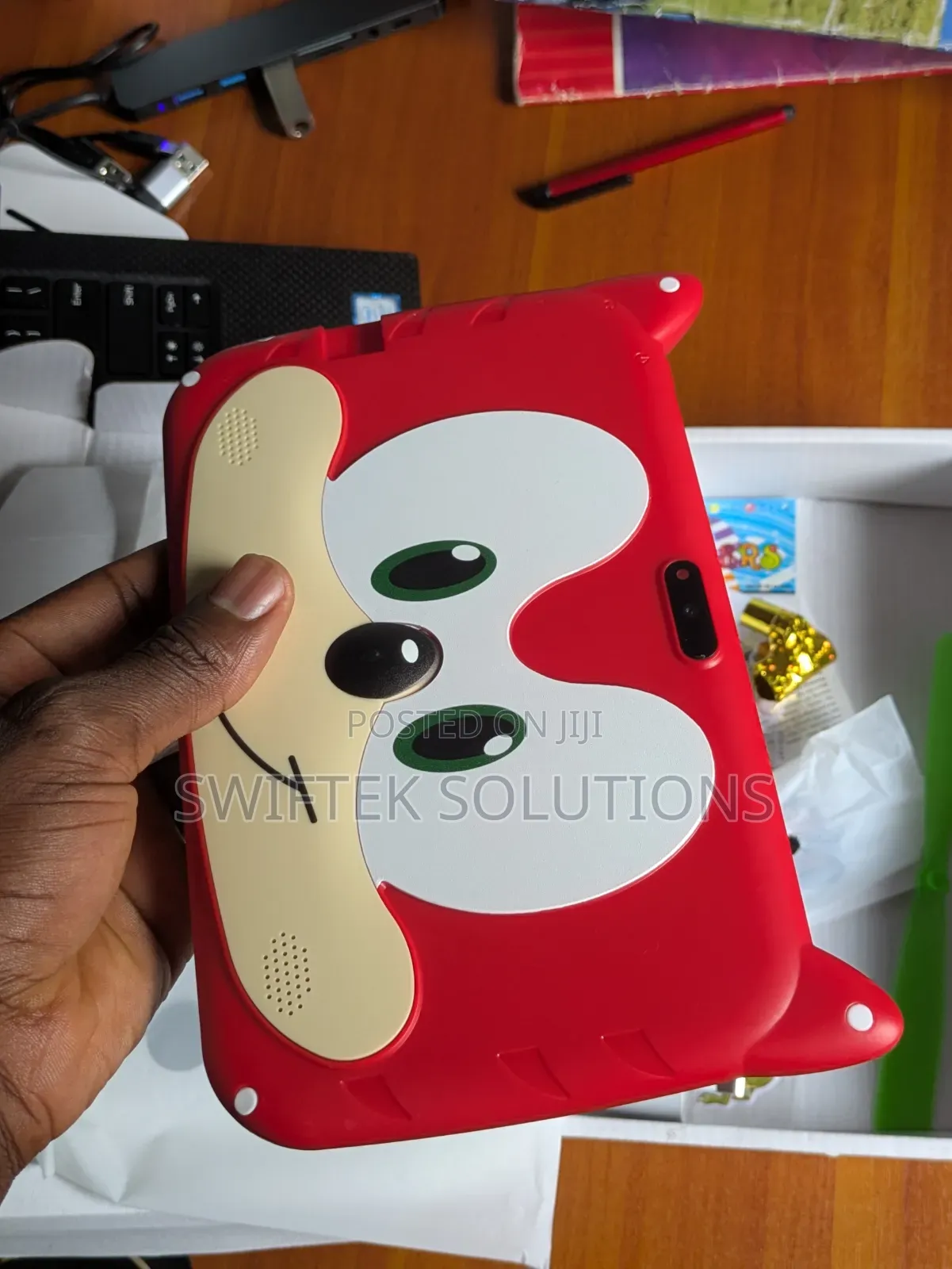 New Tablet 32 GB Red