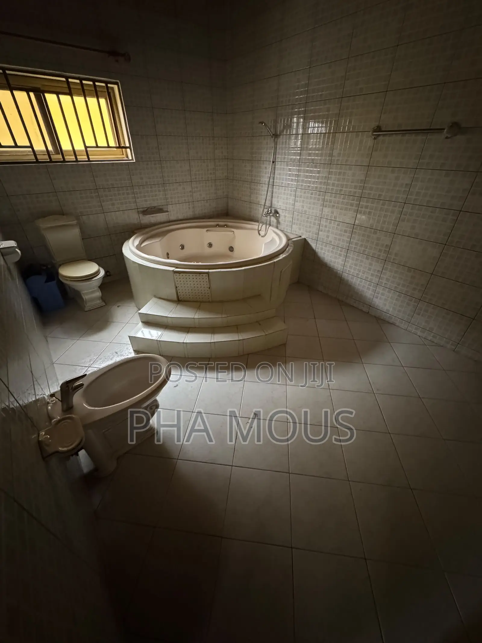 5bdrm House in Achimota for rent