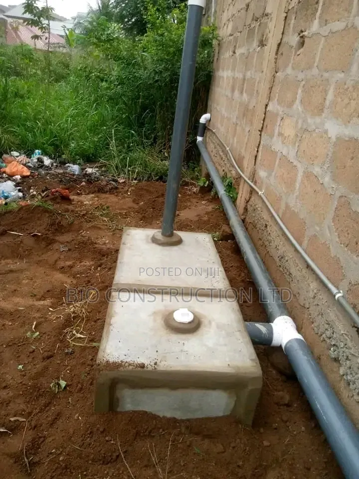 Bio-Digester Biogas Biofil Toilet Installation