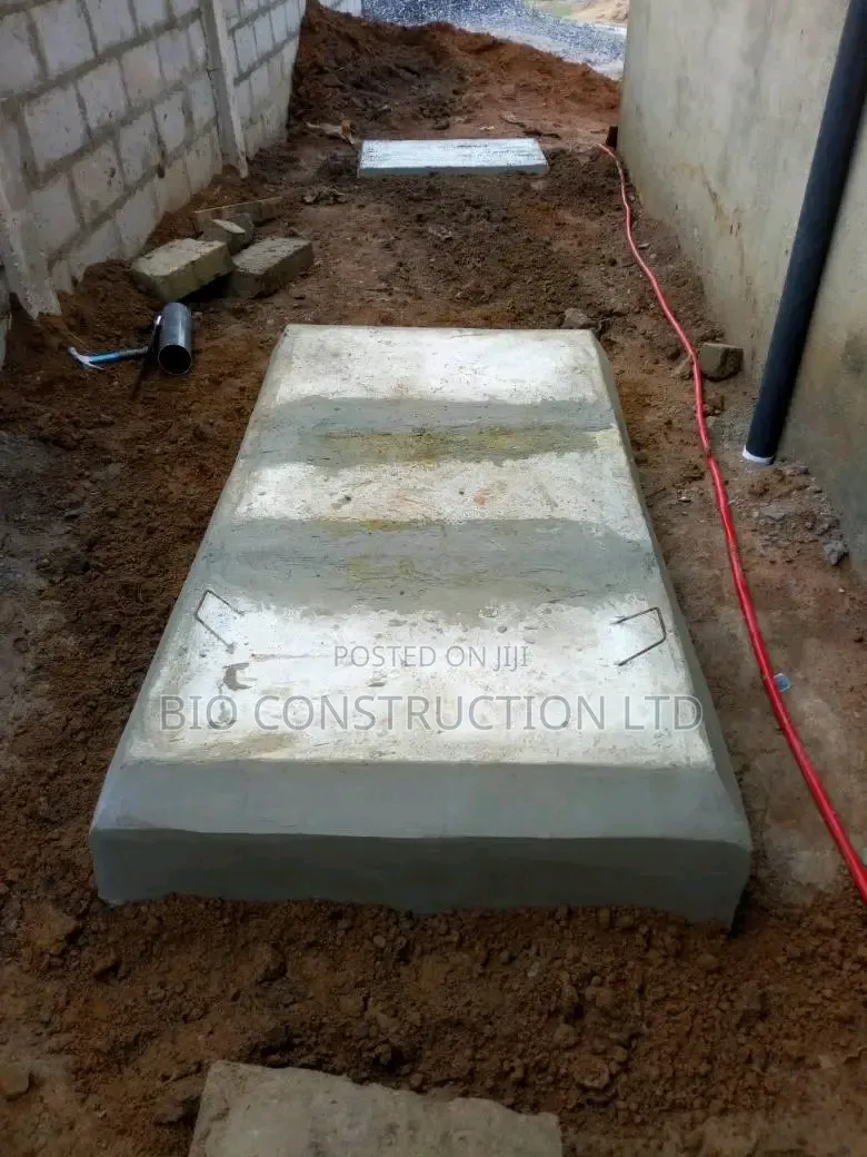 Bio-Digester Biogas Biofil Toilet Installation