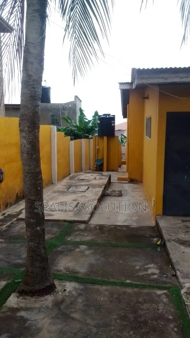 Furnished 4bdrm House in Gbawe for sale