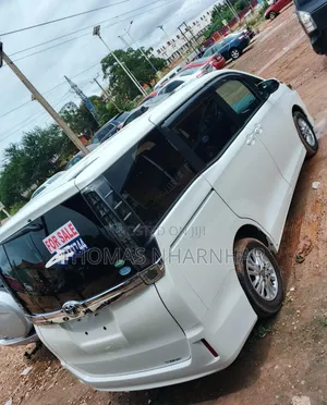 Toyota Voxy 2016 White