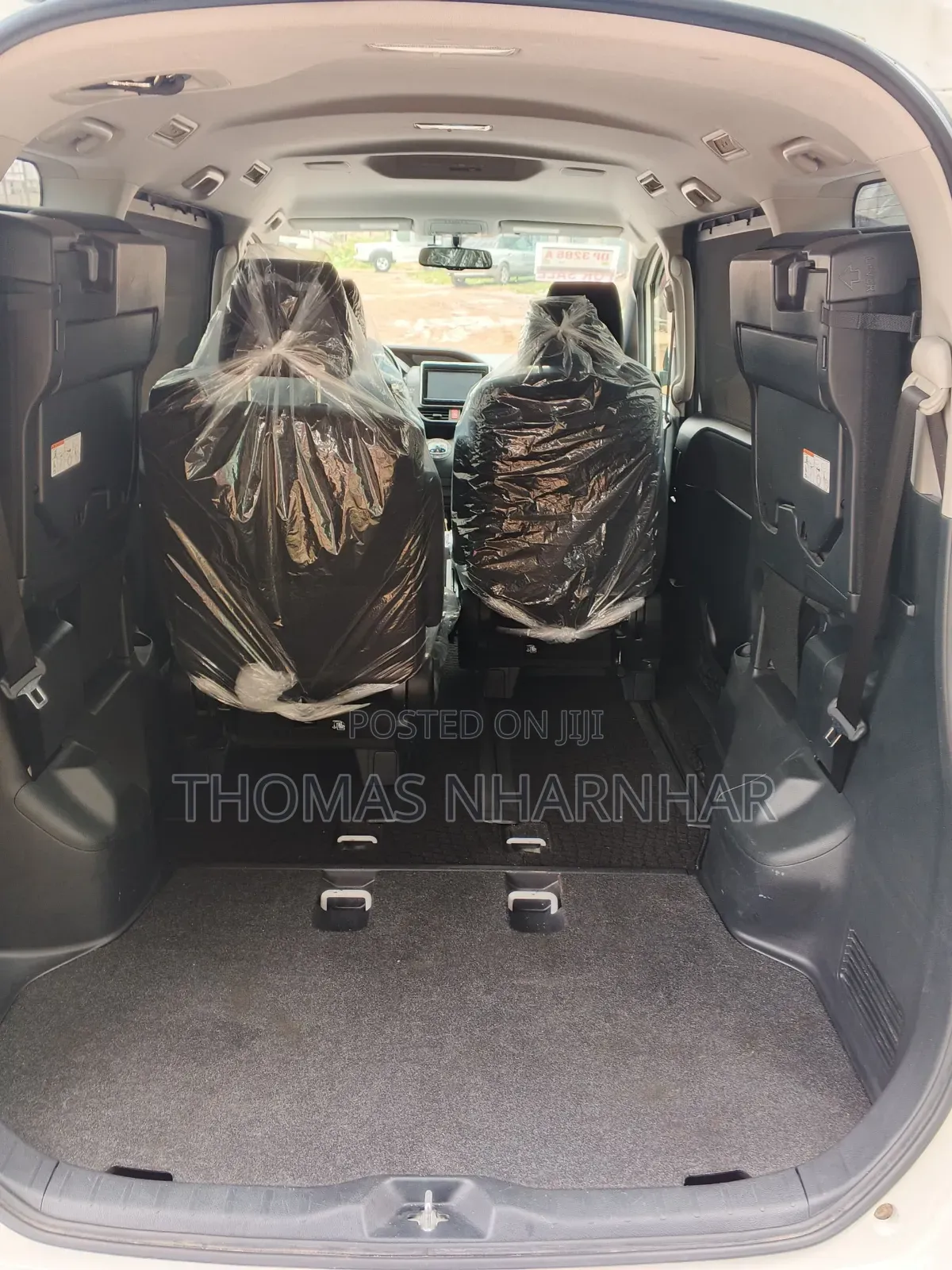 Toyota Voxy 2016 White