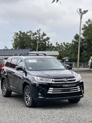 Toyota Highlander XLE 2019 Black