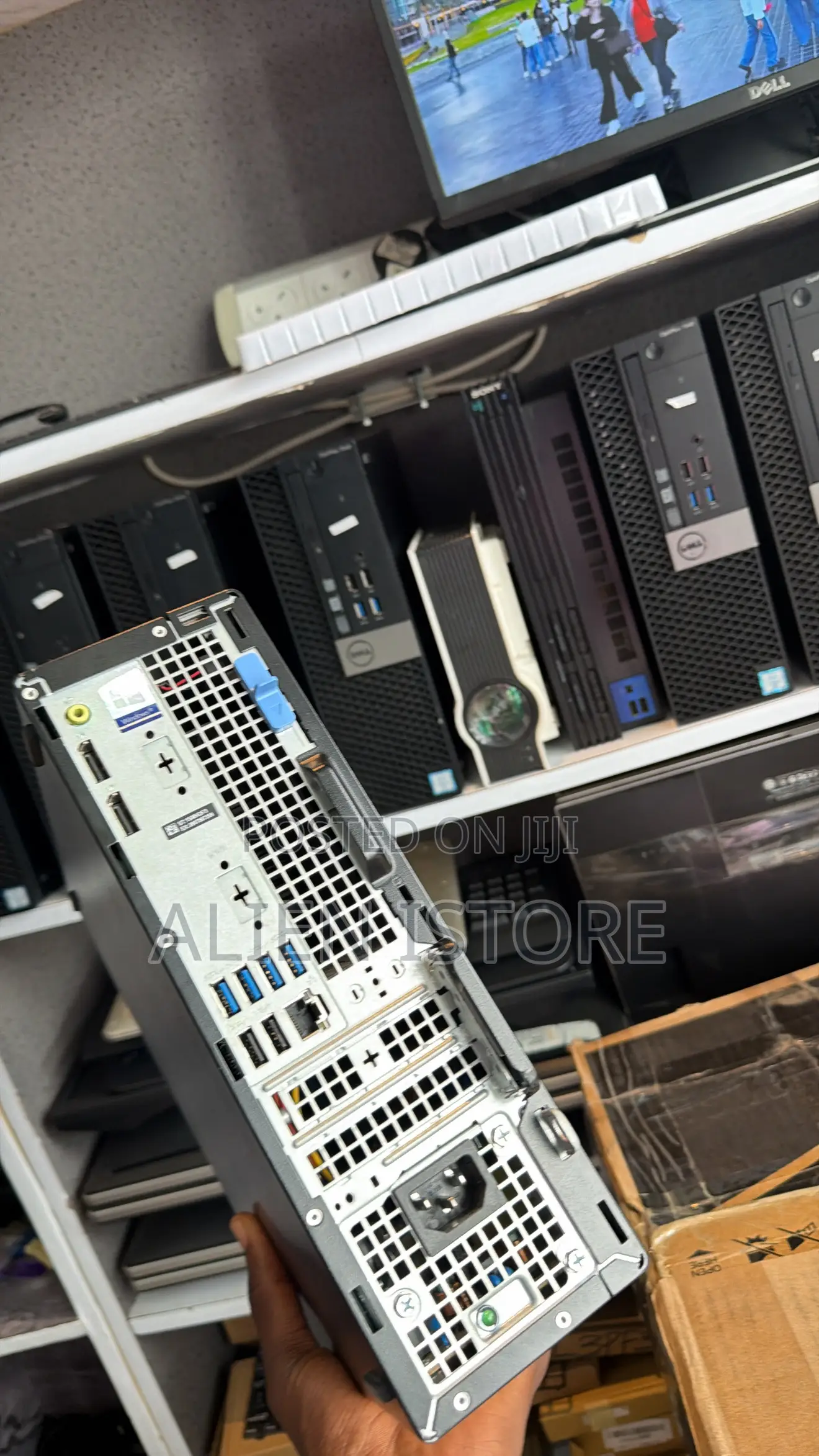 Desktop Computer Dell Optiplex 5060 8GB Intel Core i7 SSD 256GB
