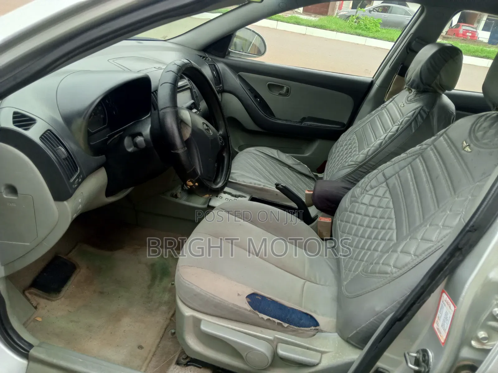 Hyundai Elantra 2009 Silver