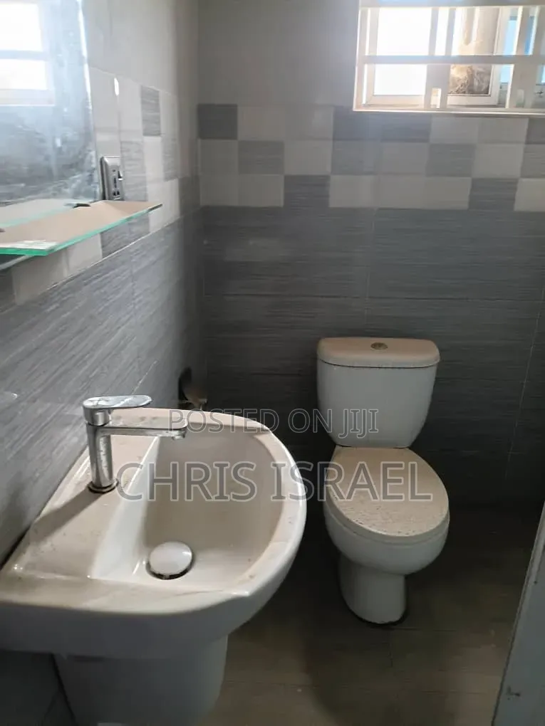 2bdrm Apartment in Oyibi Benarpat, Pentecost for rent