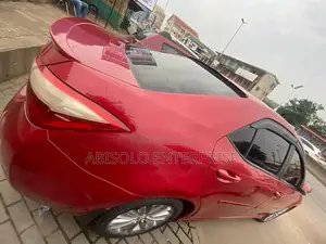 Toyota Corolla 2016 Red