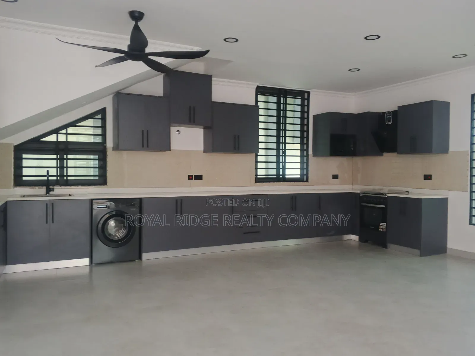 2bdrm Apartment in Manet Close To East, Accra Metropolitan for rent