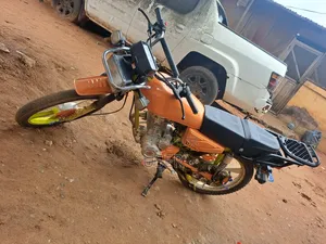 Royal RY125 2025 Yellow