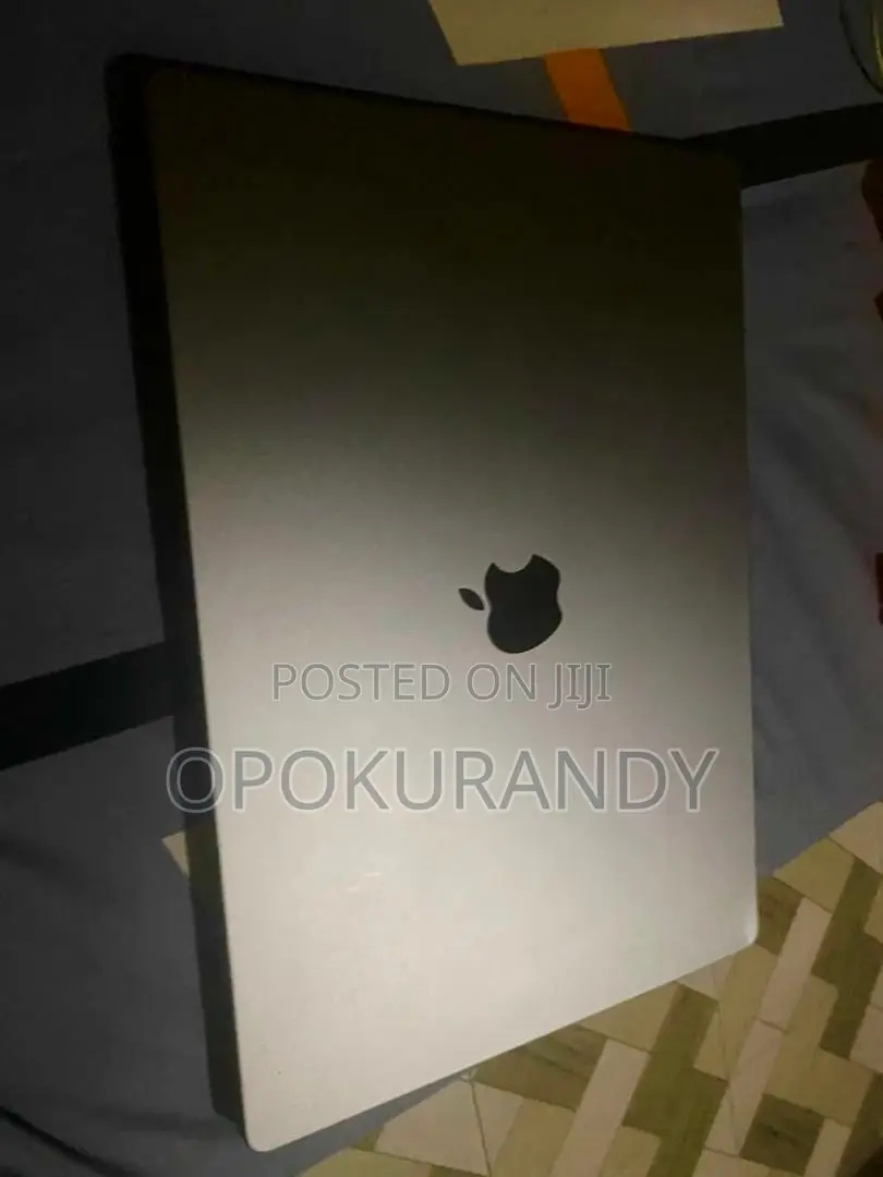Laptop Apple MacBook Pro 2021 M1 16GB Apple M1 Pro SSD 500GB