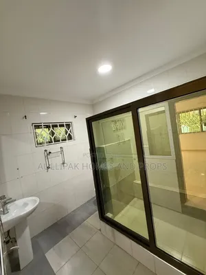 3bdrm House in Fair, Lake Side Estate for rent