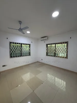 3bdrm House in Fair, Lake Side Estate for rent