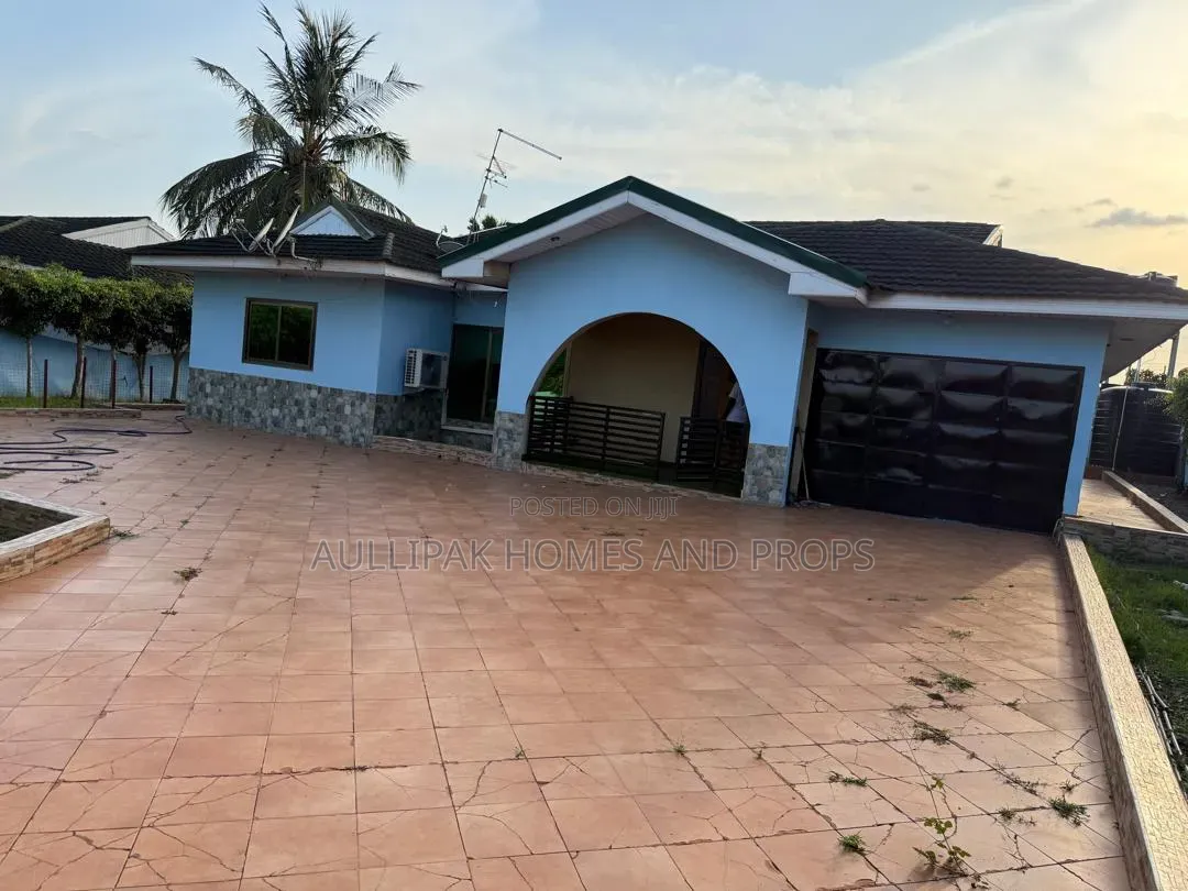 3bdrm House in Fair, Lake Side Estate for rent