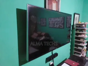 SONY 65" Smart TV