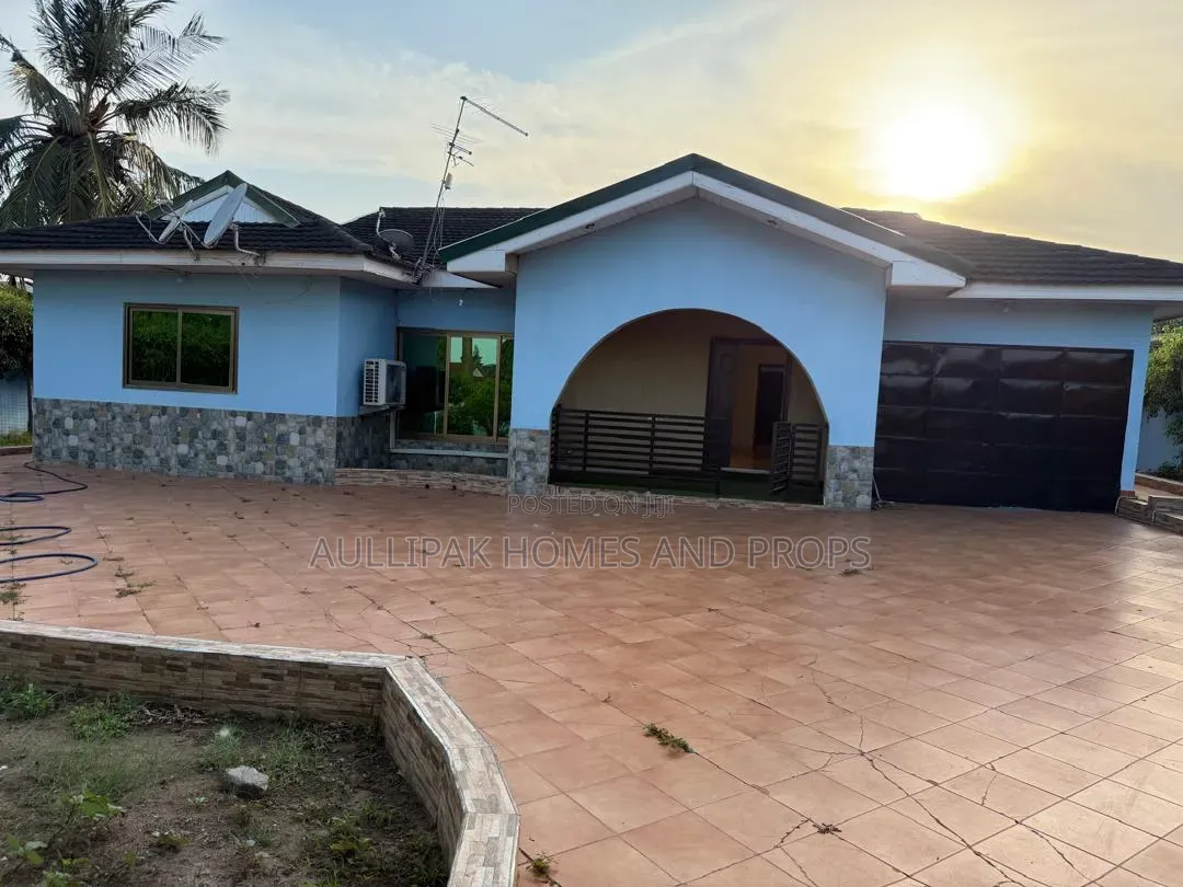 3bdrm House in Fair, Lake Side Estate for rent