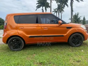 Kia Soul 2010 Orange