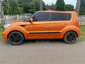 Kia Soul 2010 Orange