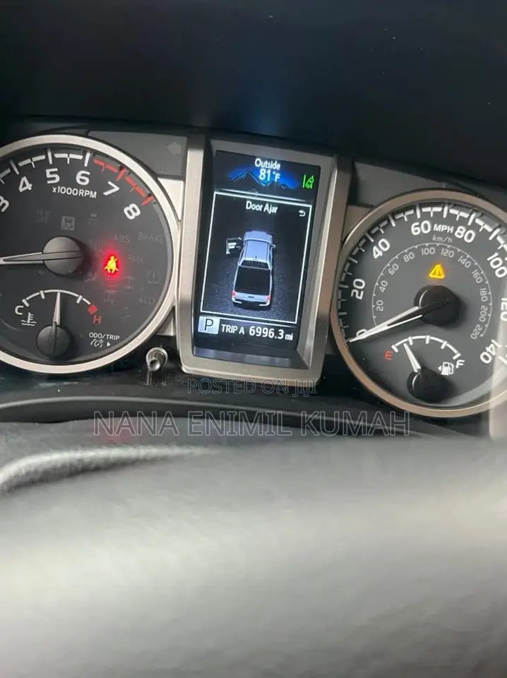Toyota Tacoma 2023 White