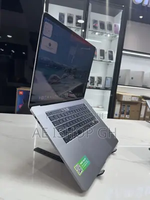 Laptop Apple MacBook Pro 2019 32GB Intel Core i9 SSD 1T
