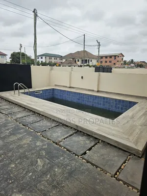 4bdrm Duplex in Accra Metropolitan for sale