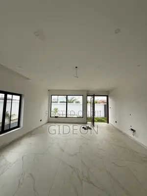 5bdrm House in Advantage Estate, School Junction for sale