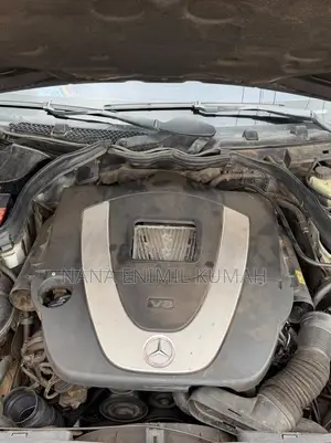 Mercedes-Benz C300 2016 Black