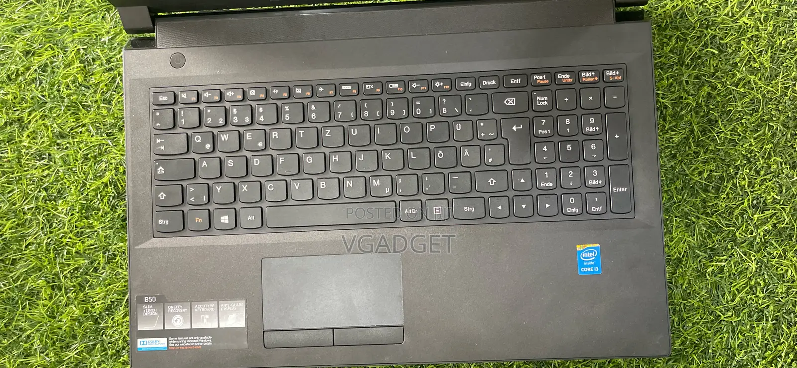 Laptop Lenovo 8GB Intel Core i3 HDD 1T