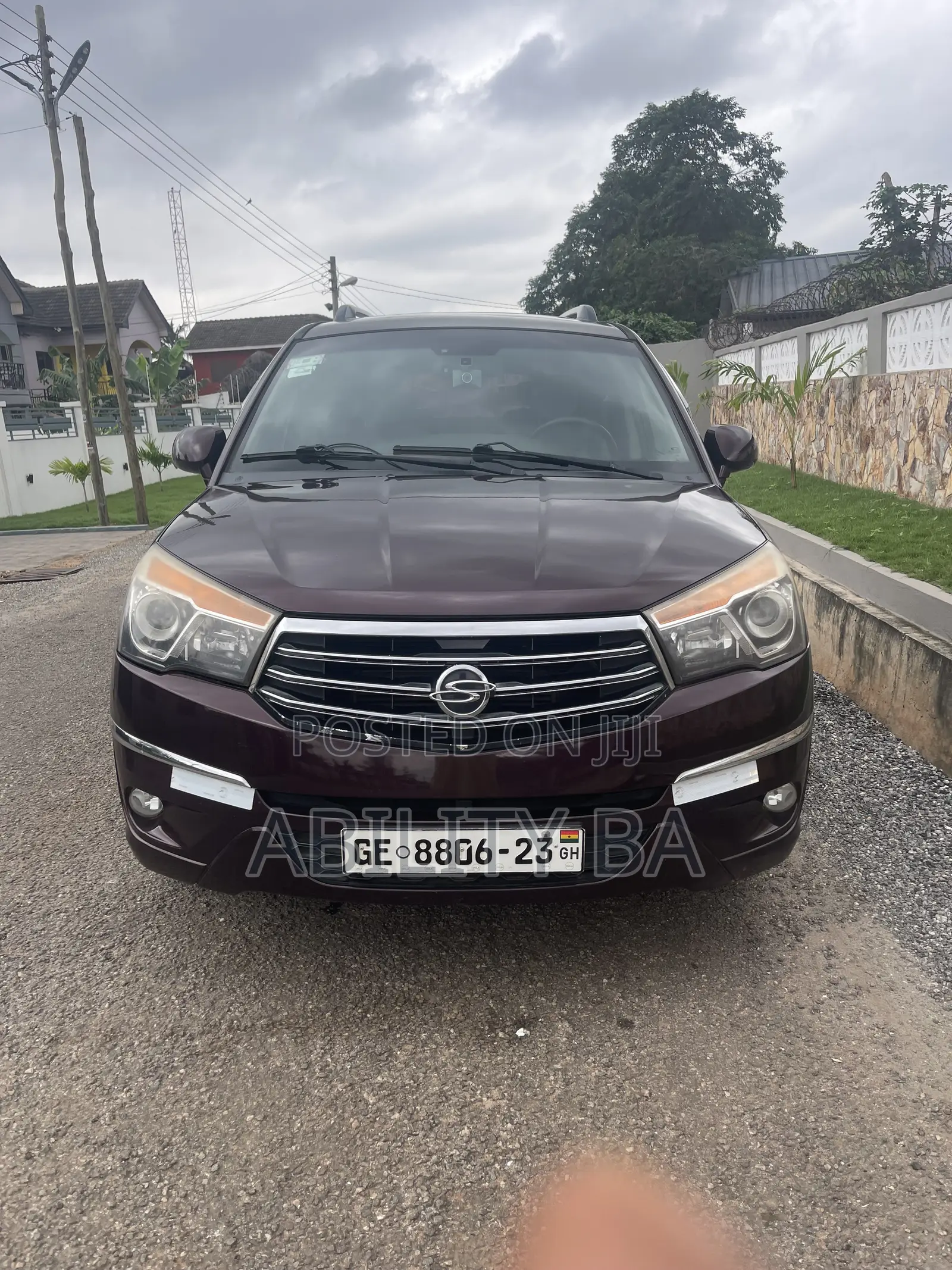 SsangYong Chairman 2013 Brown